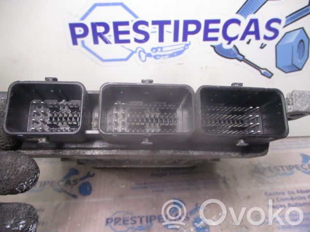 Engine control unit/module   8200592611,8200766462,S122326111A