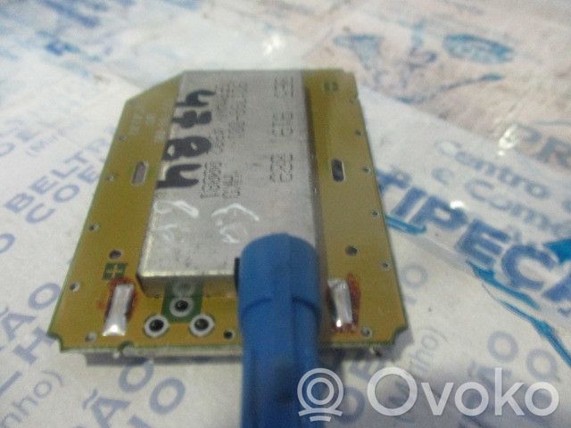 Antenos stiprintuvas   8E5919889,ANTENAGPS