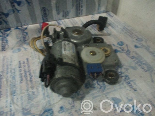Motor de techo plegable   93BGA53508AC,MOTORDETETO