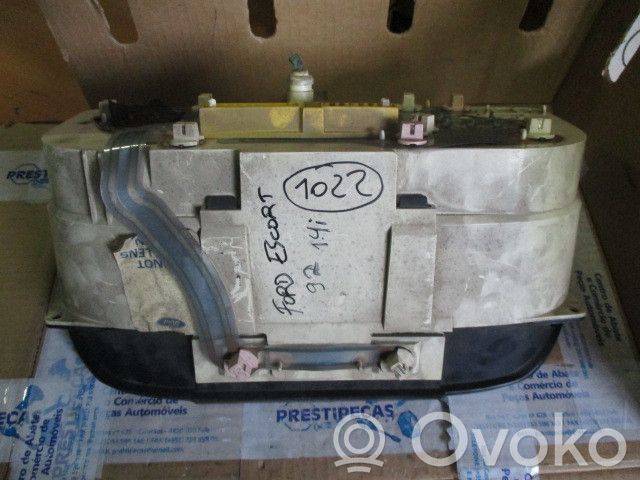 Nopeusmittari (mittaristo)   91AB10C956BC,KM