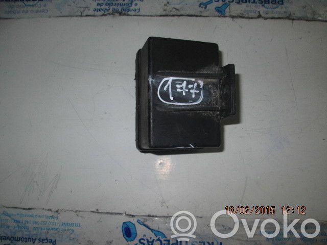 Fiat Punto (176) Glow plug pre-heat relay 