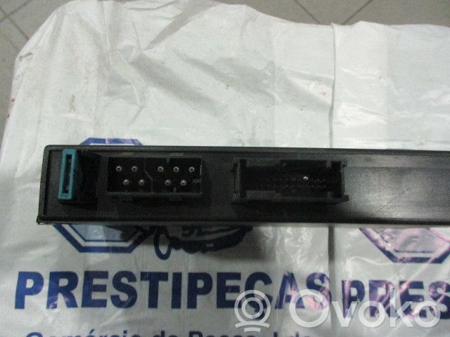 BMW 5 E34 Komforto modulis 