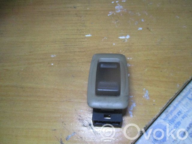 Przyciski szyb   C8HD9705