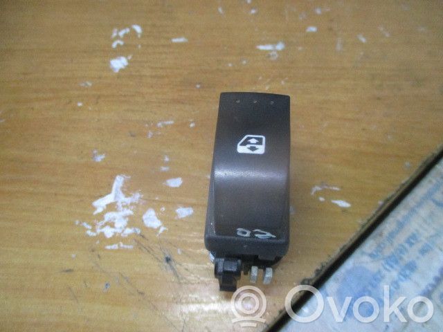 Electric window control switch   26488,060046A,VIDROFRENTEDRT