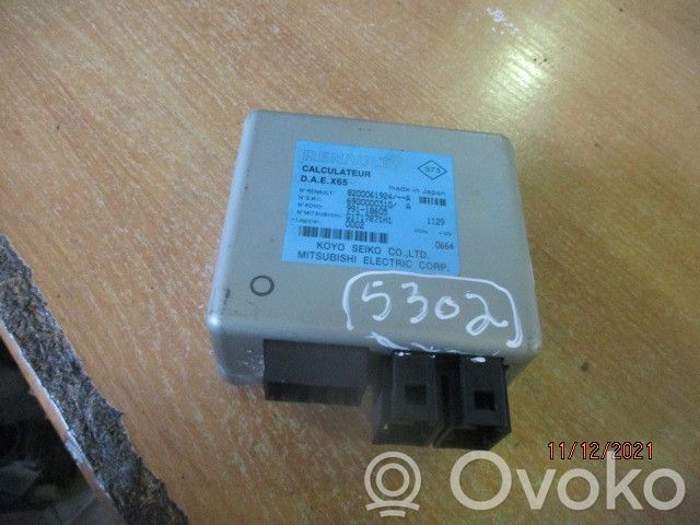 Renault Clio II Unité de commande / calculateur direction assistée 