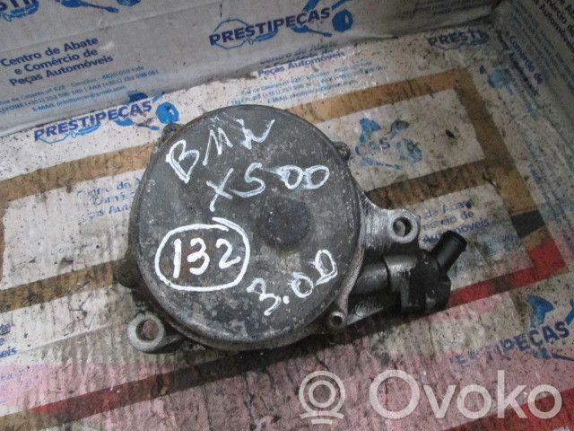 BMW X5 E53 Vacuum pump 