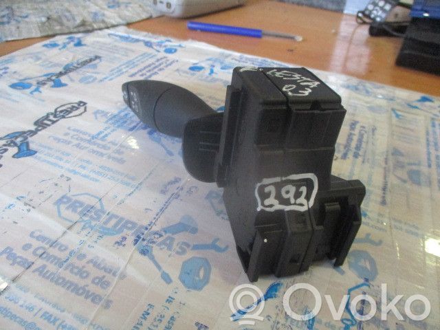 Ford Fusion Otros interruptores/perillas/selectores 