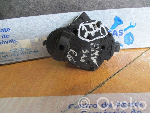 Motor/activador trampilla de calefacción   6942980