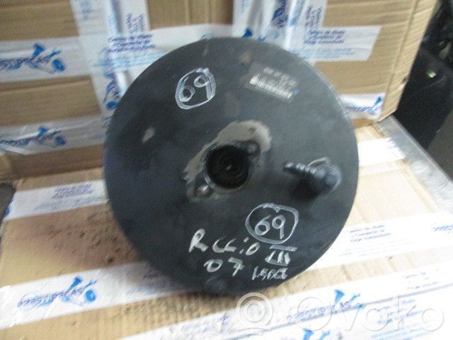 Renault Clio III Bremskraftverstärker 