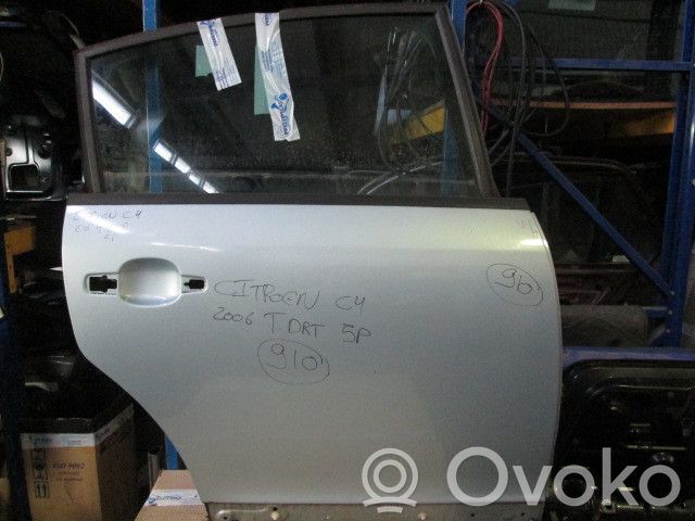 Aizmugurējās durvis   REF910