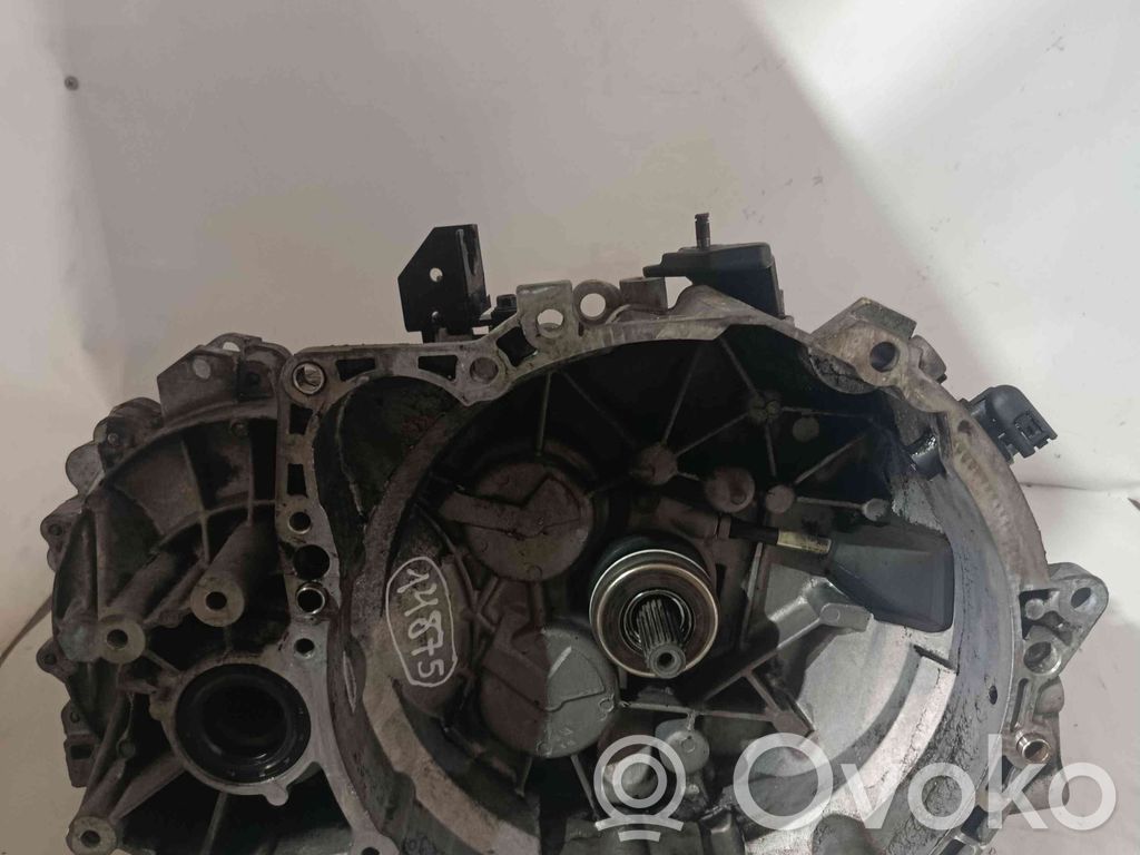 Volvo S40, V40 Manual 5 speed gearbox 