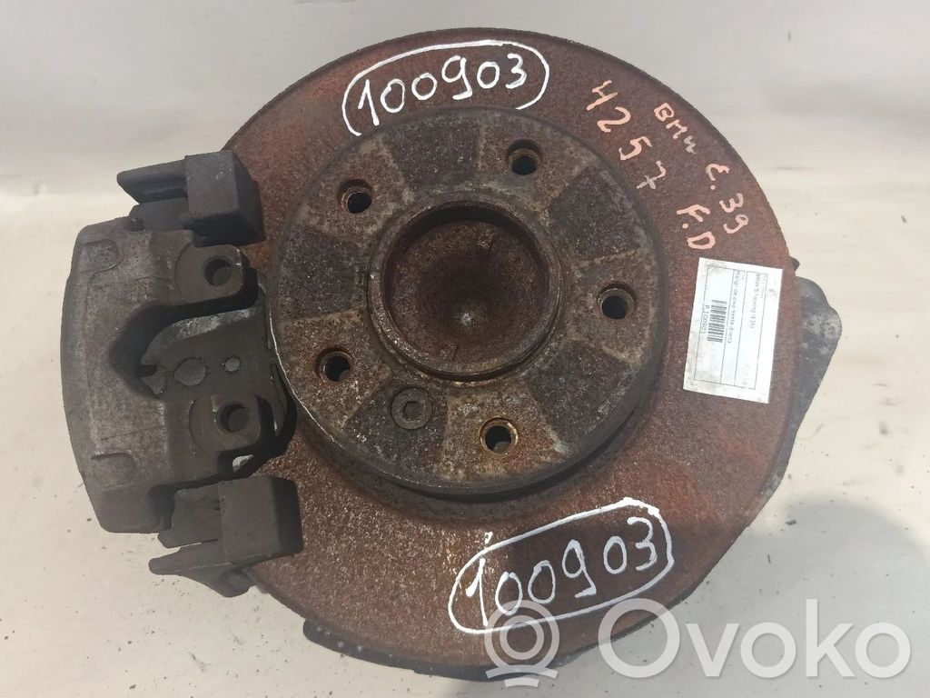 Front wheel hub spindle knuckle