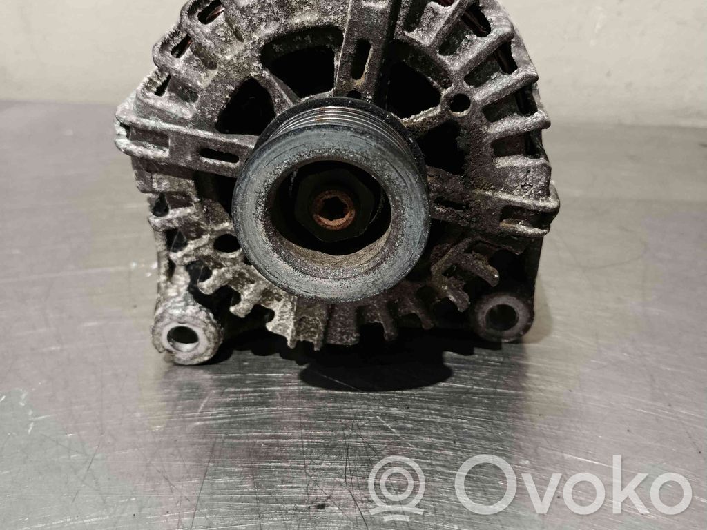 BMW 3 E90 E91 Generator/alternator 