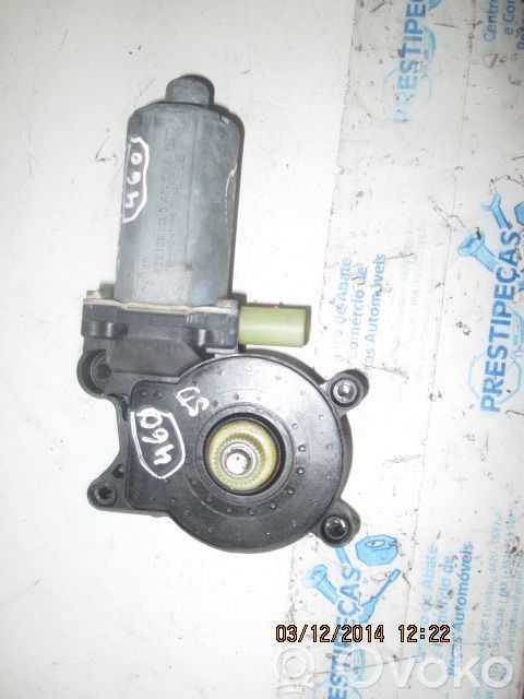 Front door window regulator motor   0130821923