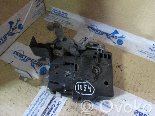 BMW 3 E30 Front door lock 