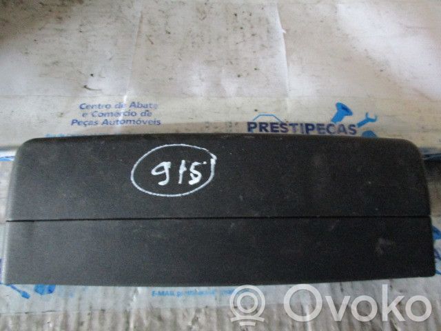 Volkswagen Polo III 6N 6N2 6NF Papildu bremžu signāla lukturis 