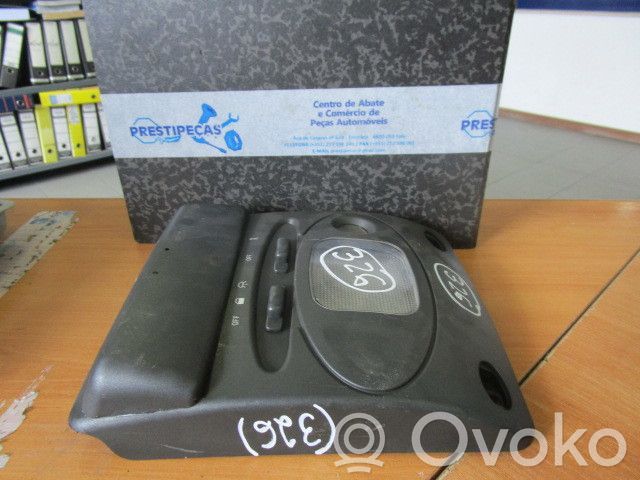Lancia Y 840 Apšvietimo konsolės apdaila 
