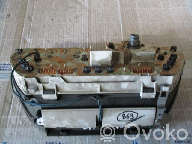 Speedometer (instrument cluster)   YAC10243,KM