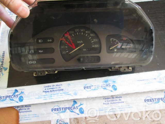 Geschwindigkeitsmesser Cockpit   94FB10849,KM
