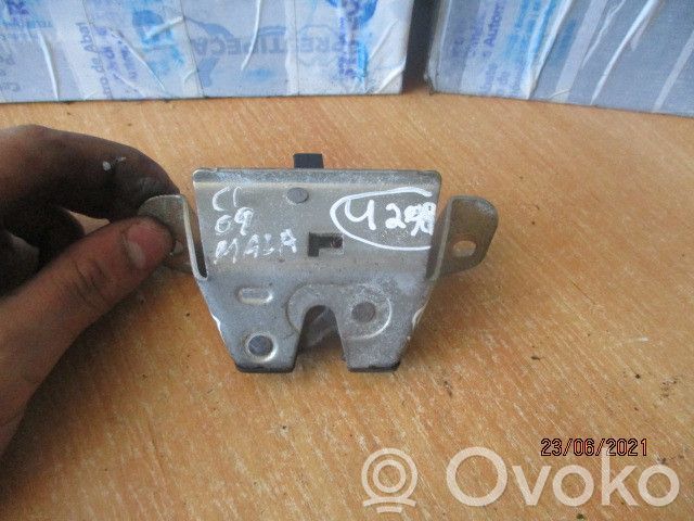 Serrure de hayon   69350,0H010