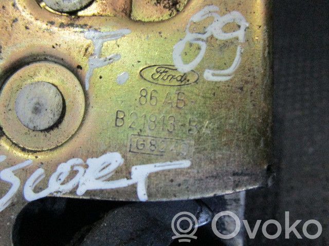 Ford Escort Etuoven lukko 