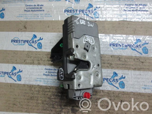Rear door lock   A64855201