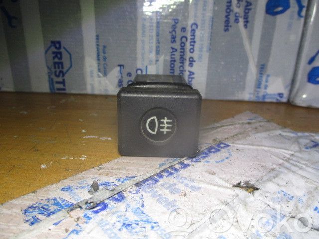 Renault 9 Interrupteur d’éclairage 