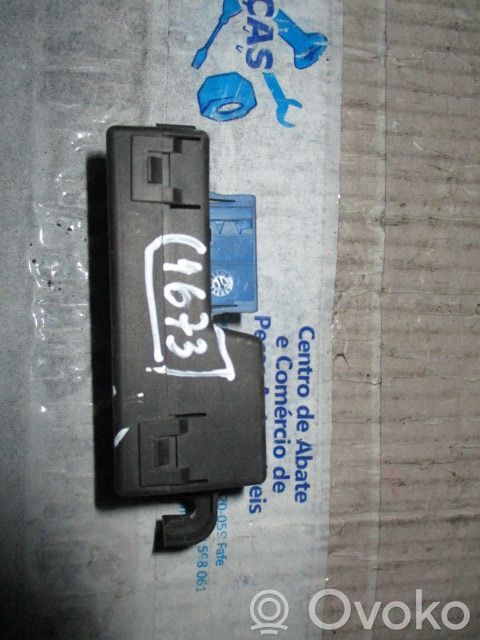 Multifunctional control switch/knob   9140010279