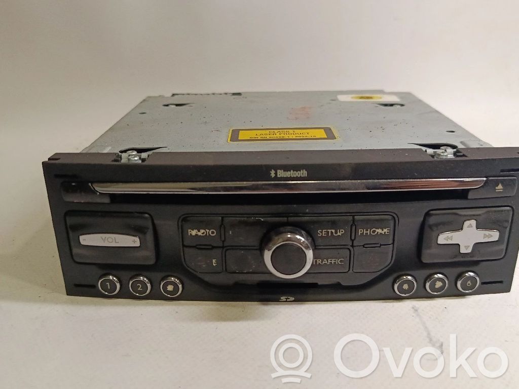 Radio / CD-Player / DVD-Player / Navigation   96751717ZD