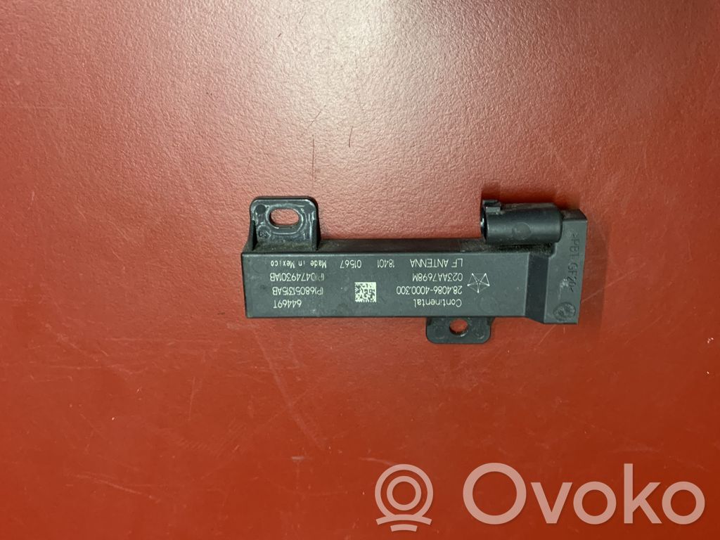 Pystyantennivahvistin   68051315AB,68051315