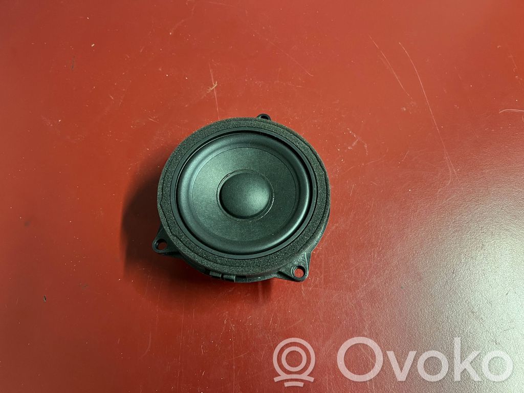 BMW X3 G01 Altavoz de la puerta delantera 