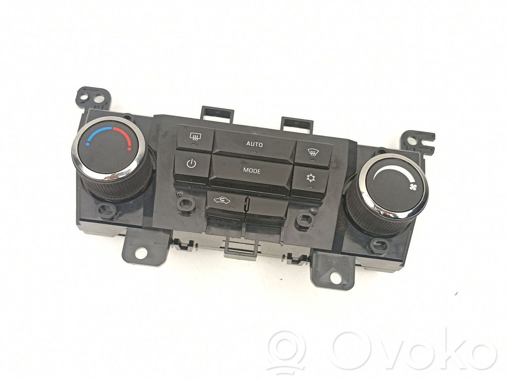 Chevrolet Cruze Air conditioner control unit module 