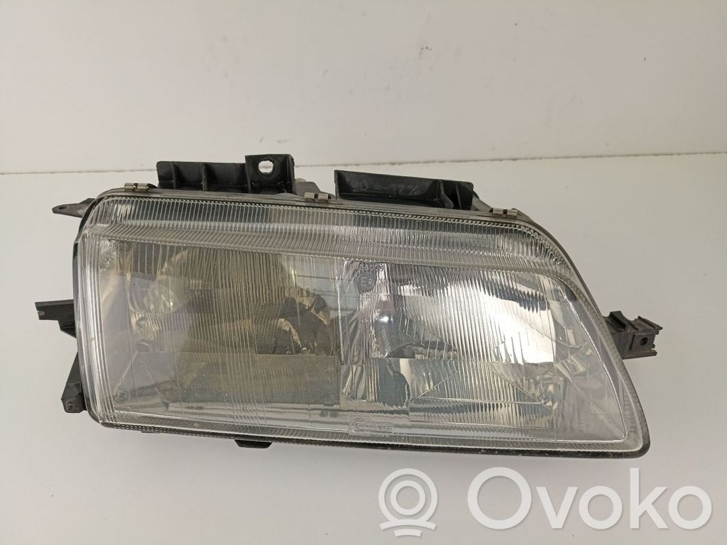Peugeot 605 Headlight/headlamp 