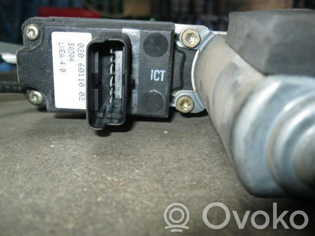 Regulador manual de la ventanilla delantera   CONFORD3P