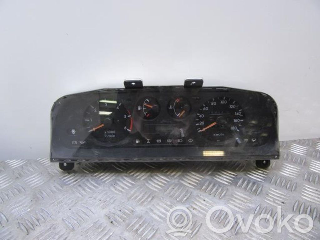 Ford Maverick Spidometrs (instrumentu panelī) 