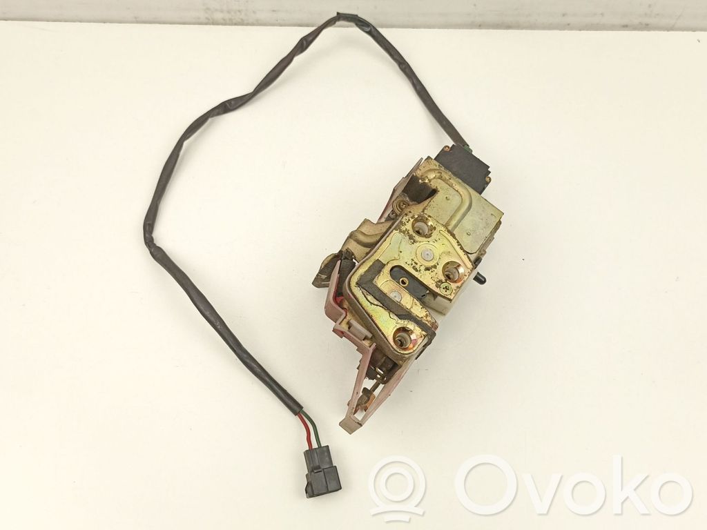 Mazda 323 F Rear door lock 