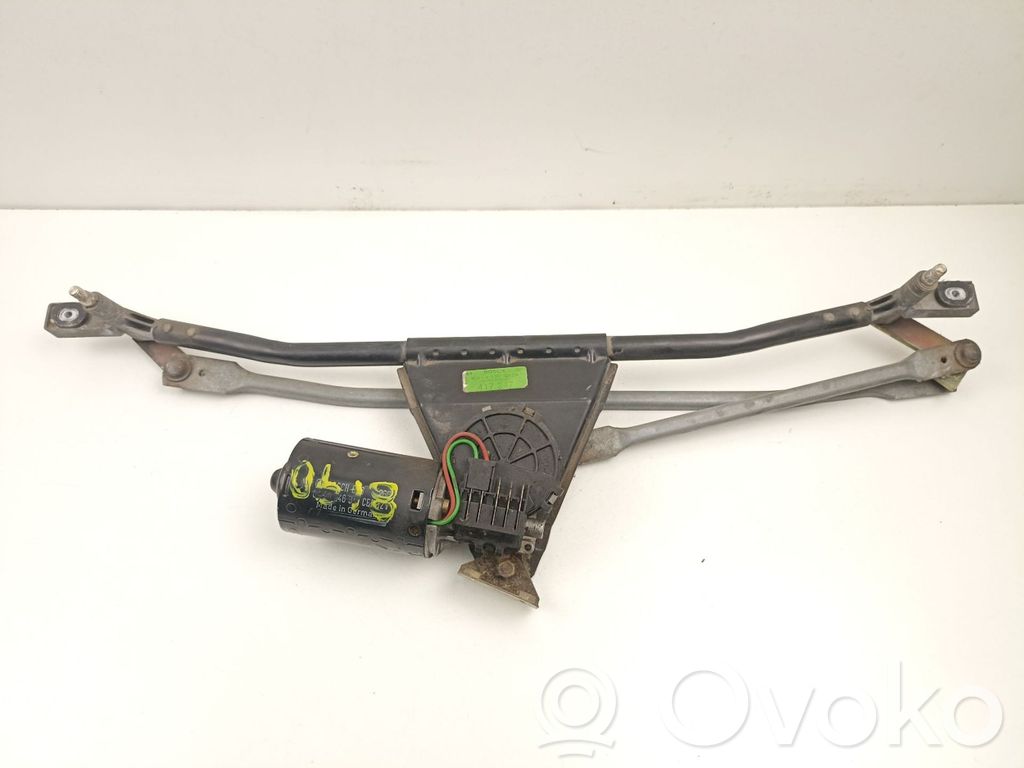 Volvo 440 Motor ștergător 