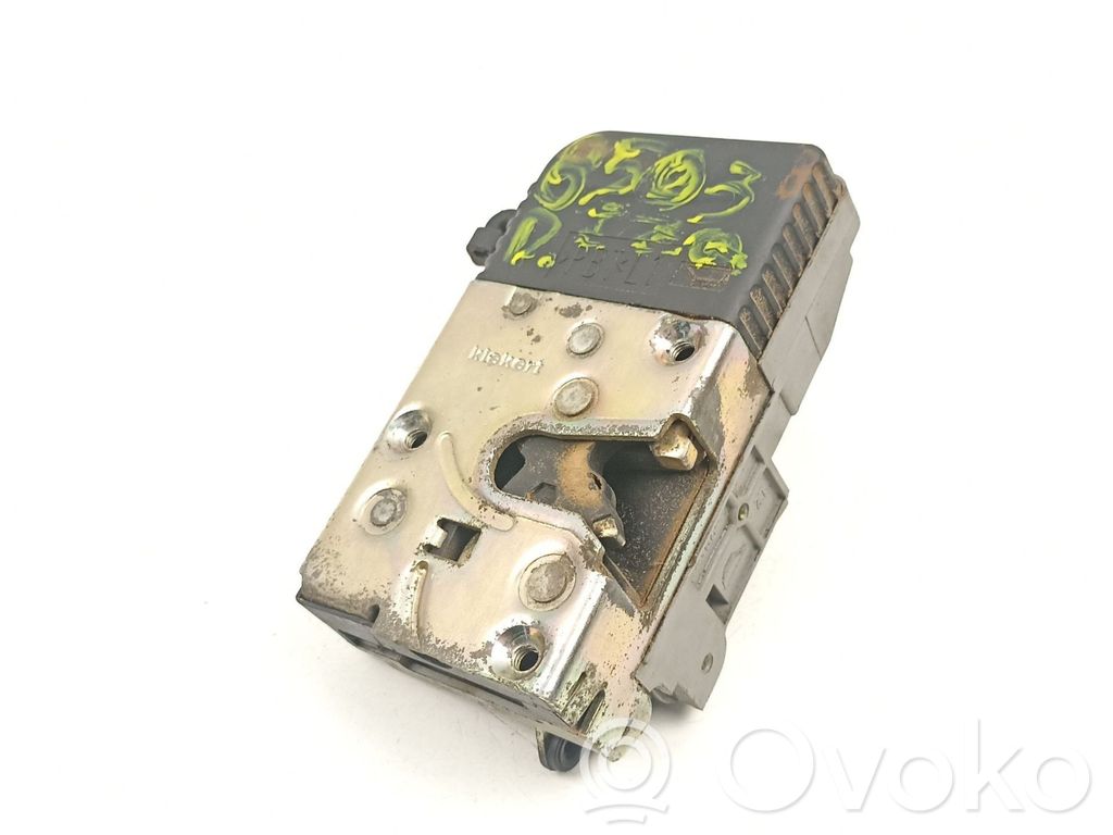 Peugeot 406 Front door lock 