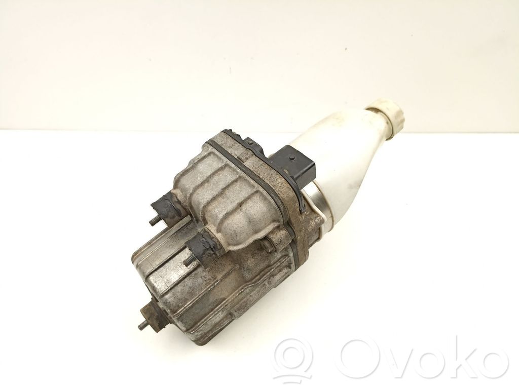 Ohjaustehostimen pumppu   13192897