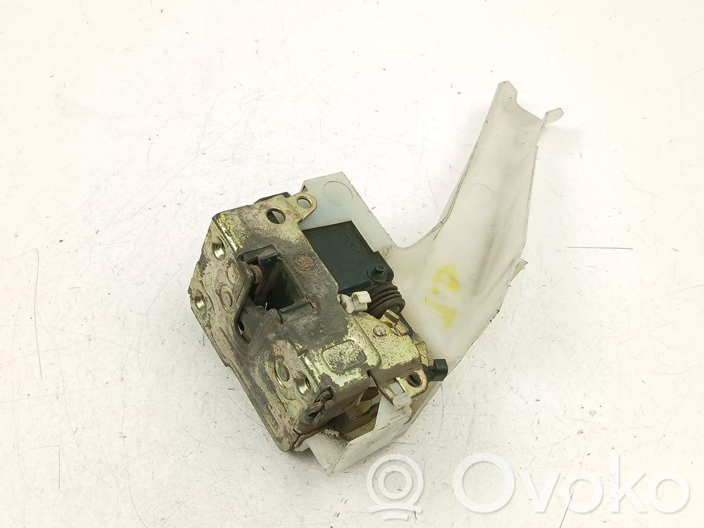Renault Megane I Rear door lock 