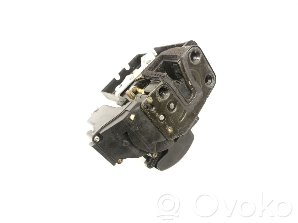 KIA Cerato Front door lock 