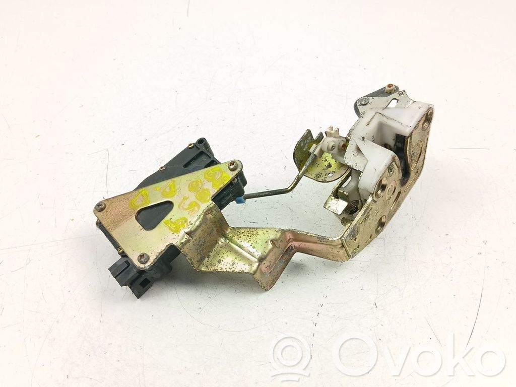 Daewoo Matiz Priekšpusē slēdzene 