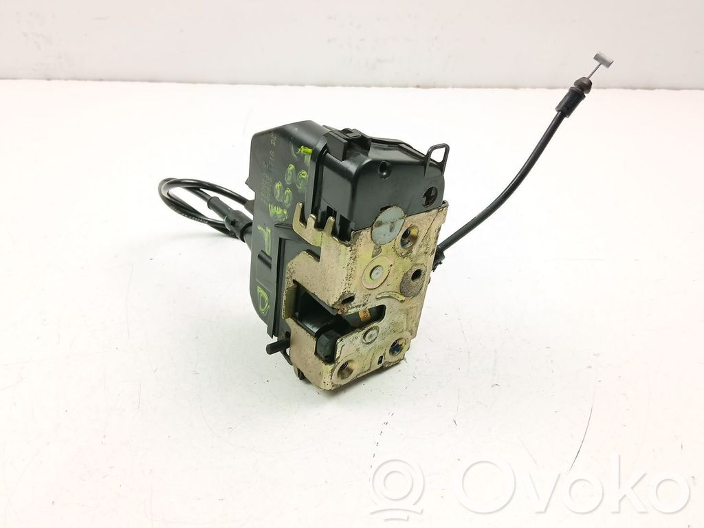 Zamek drzwi tylnych   82500BA20A