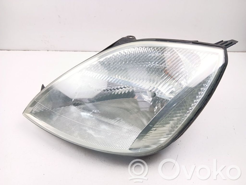 Ford Fiesta Lampa przednia 