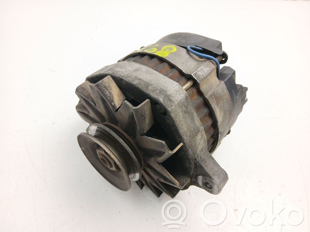 Renault 19 Ģenerators 