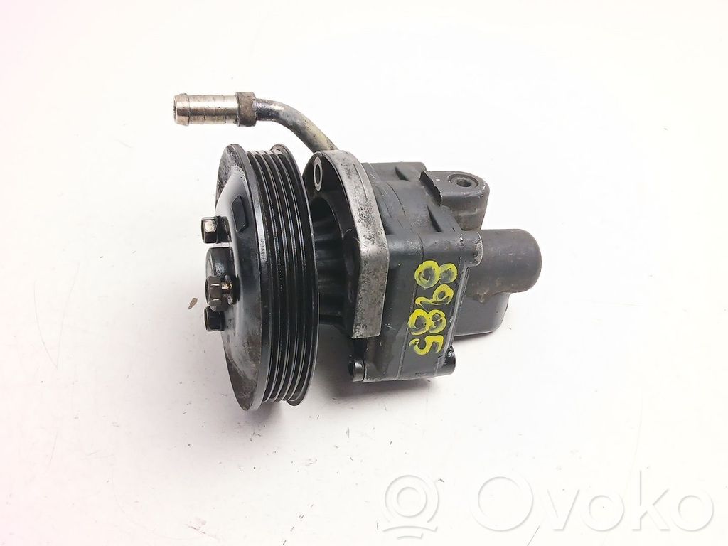 BMW 3 E36 Power steering pump 