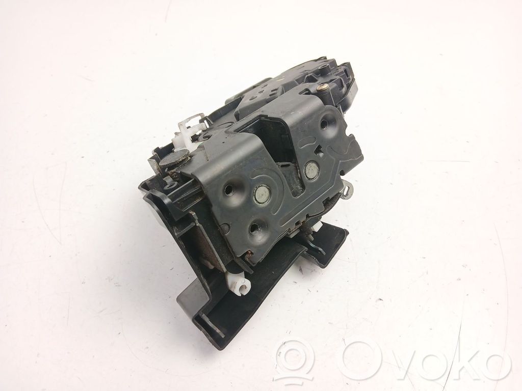 Volvo S40 Serratura portiera anteriore 