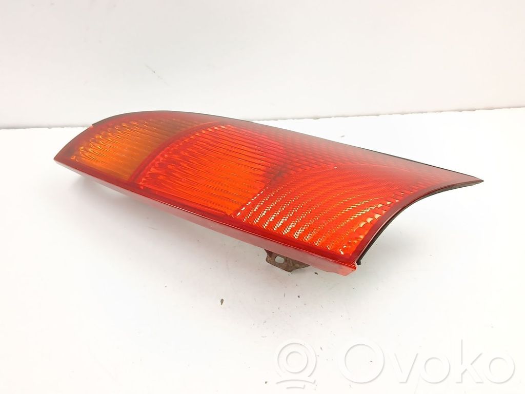 Luz trasera/de freno   1M5113A603AB