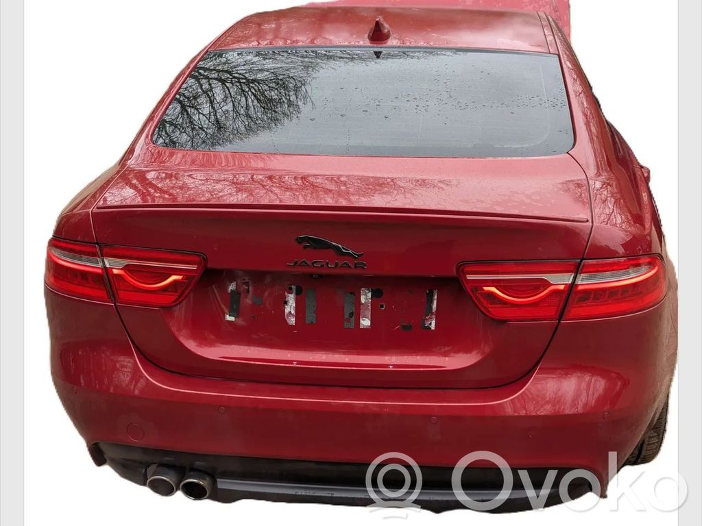 Jaguar XE Aizmugurējais pārsegs (bagāžnieks) 