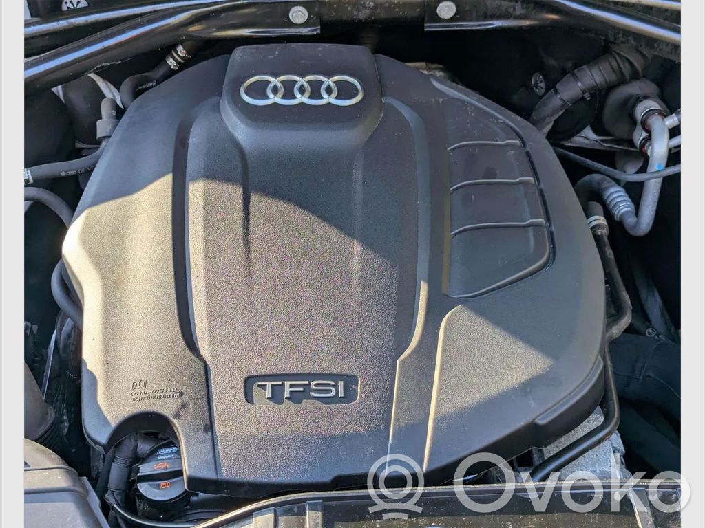 Audi Q5 SQ5 8R Moottorin koppa 